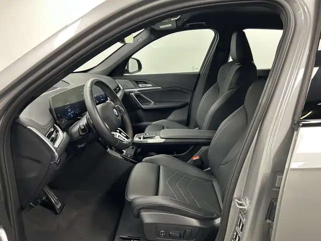 BMW X1 view 4