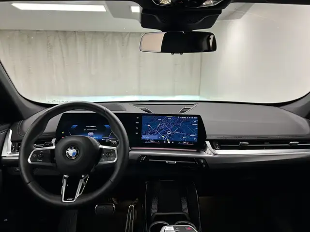 BMW X1 view 5