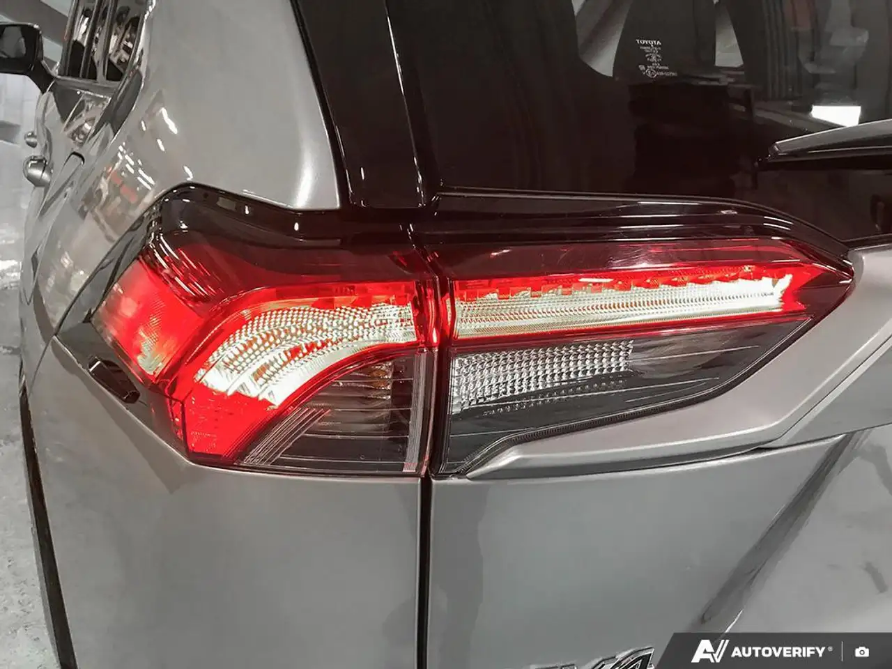Toyota RAV 4 снимка Toyota RAV 4