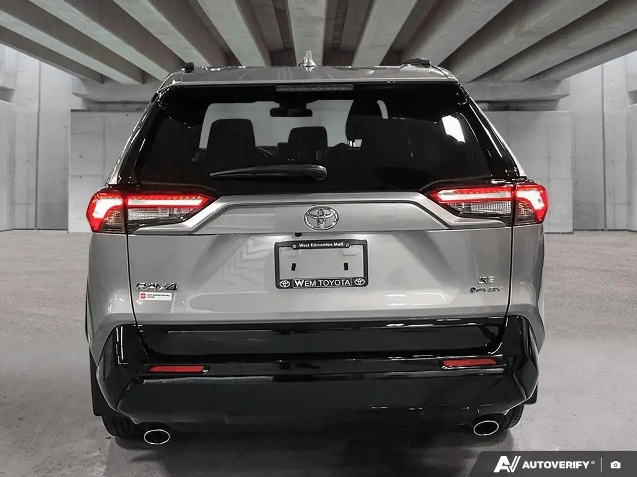 Toyota RAV 4 снимка Toyota RAV 4