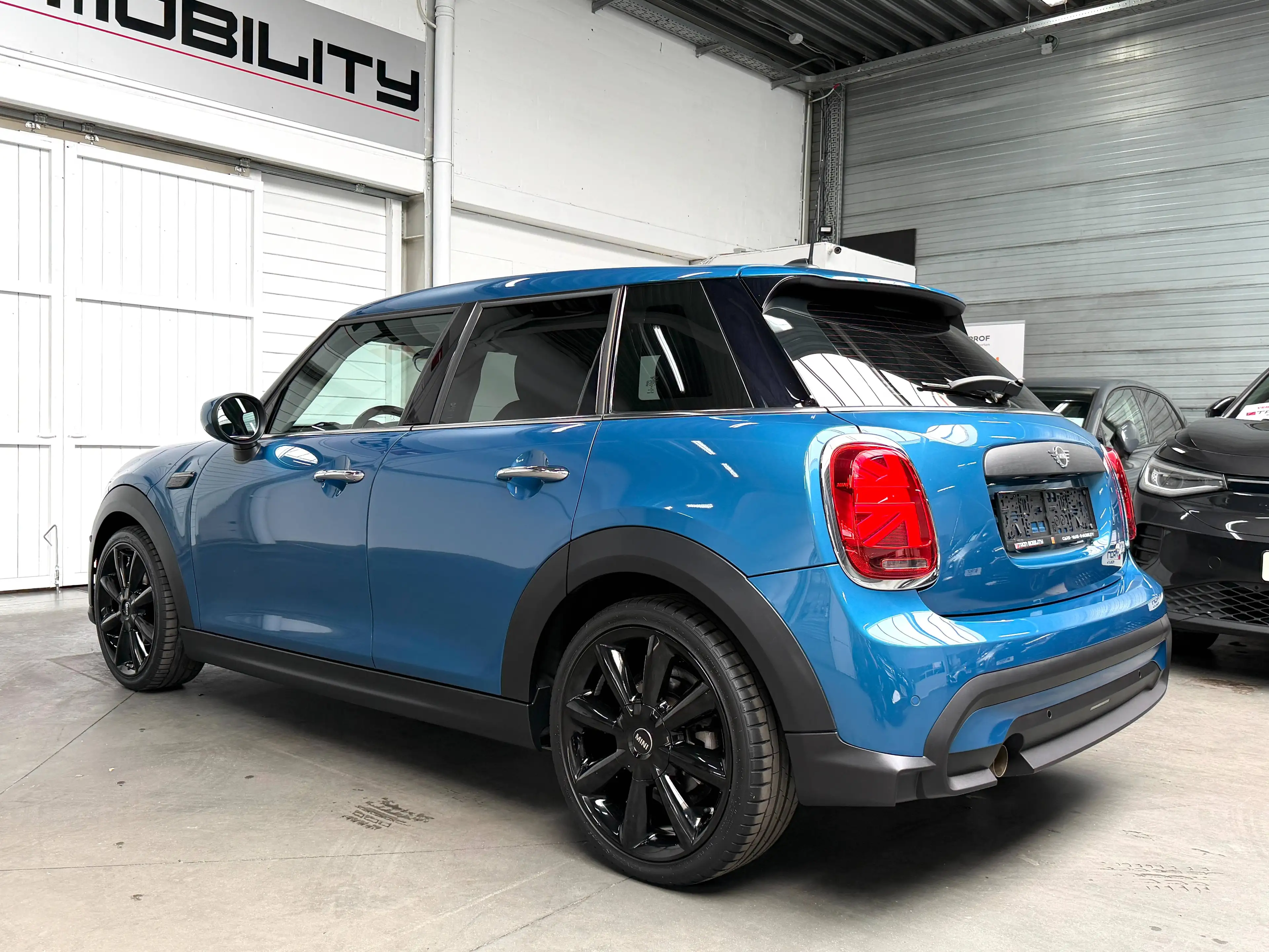 MINI One Mini 1.5A One LEDER*NAVI*DAB*CARPLAY*LED*PDC*CC*ALU MINI 18" — photo 8