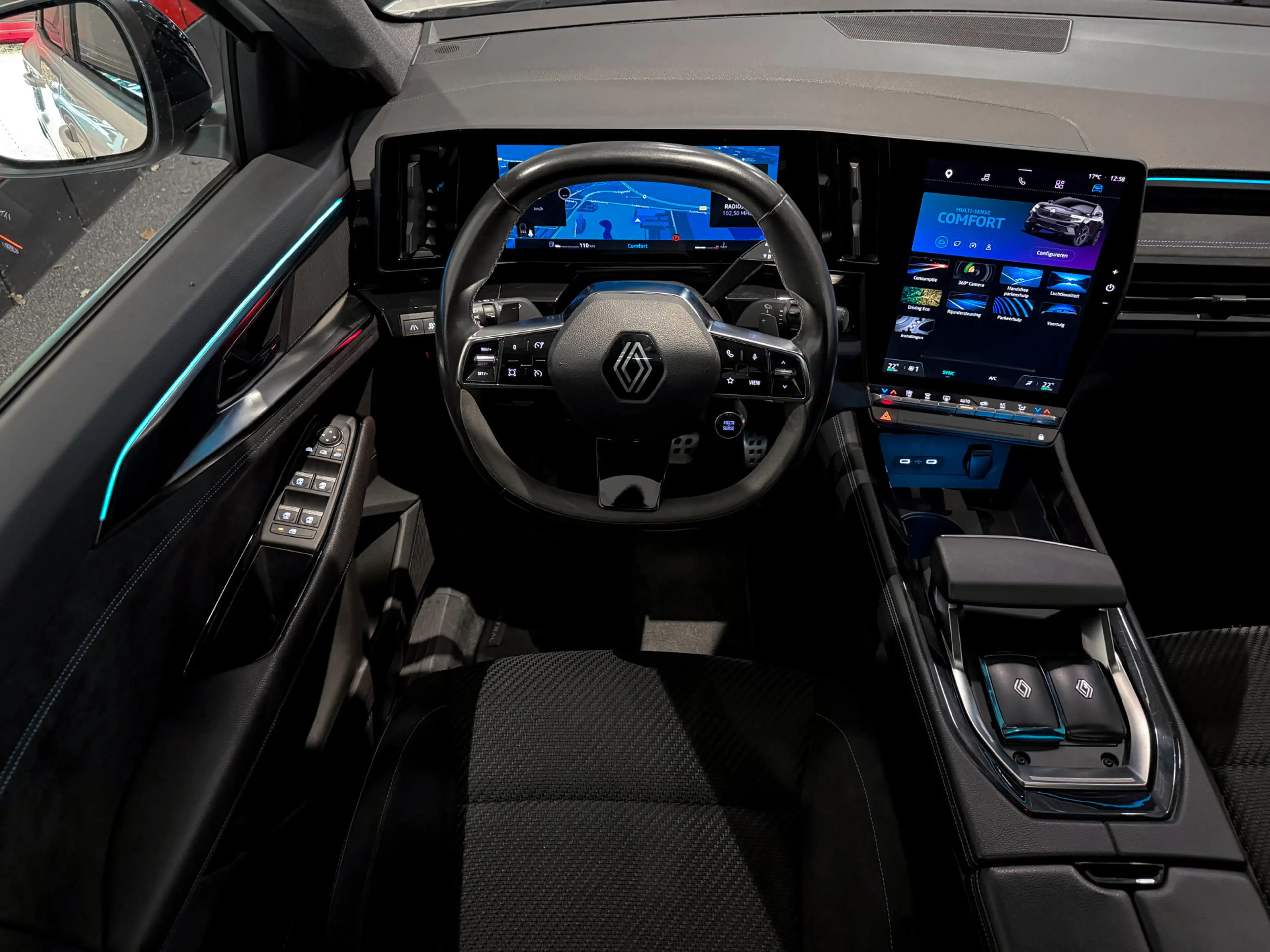 Renault Austral 1.6 M Hybrid 2023 160PK Alpine Esprit |Panorama|36 — photo 16