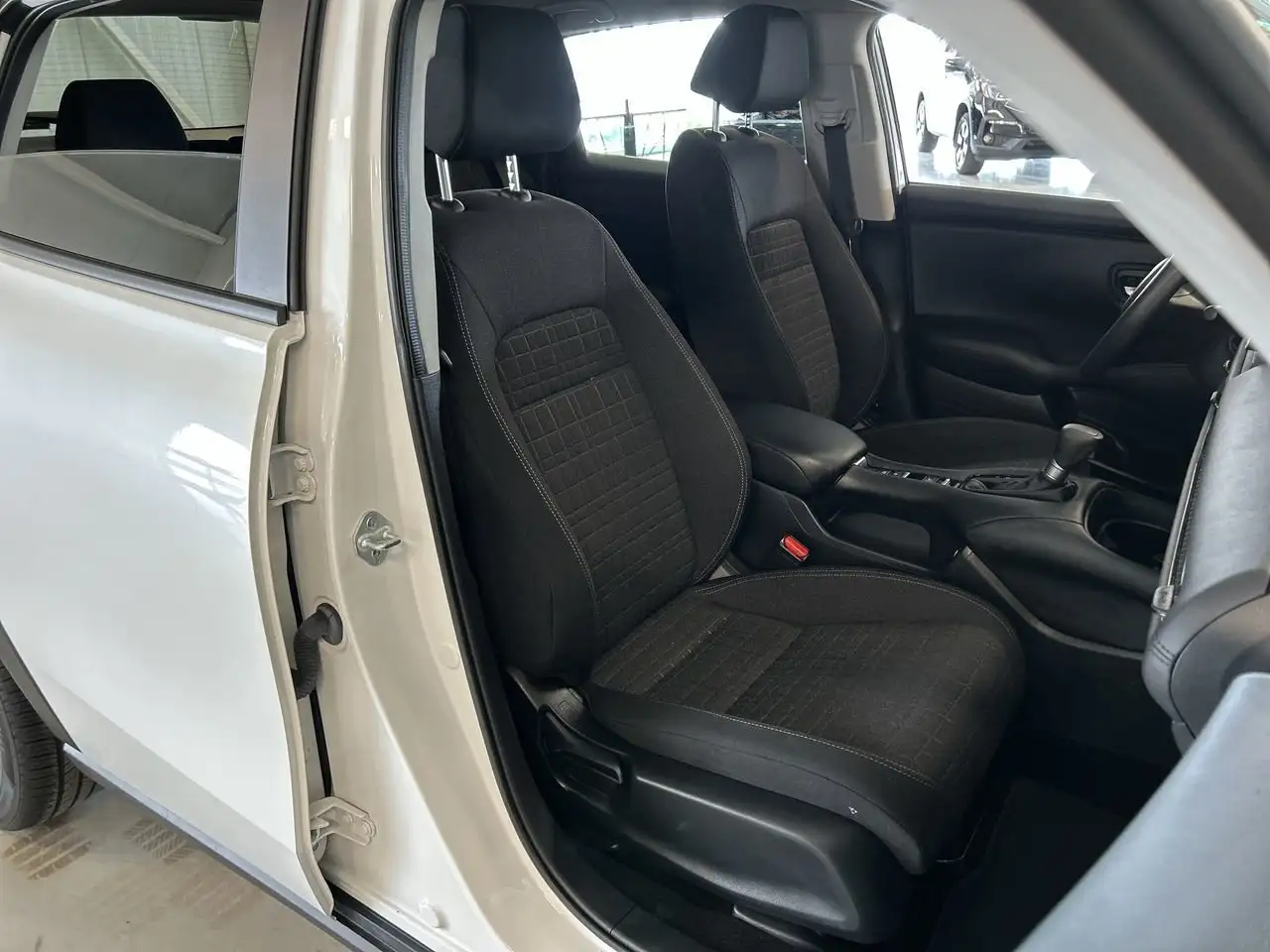 Honda HR-V photo Honda HR-V