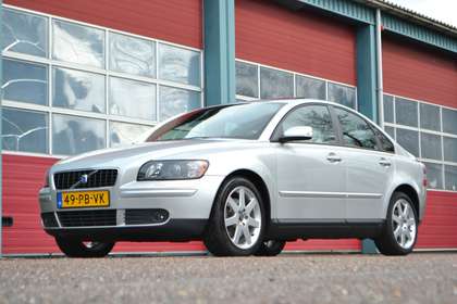 Volvo S40 2.4i Exclusive GEARTRONIC 170PK!