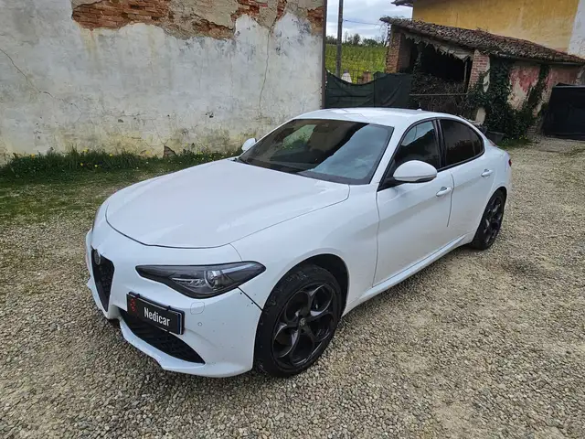 Alfa Romeo Giulia 2.2 t Veloce Ti Q4 210 cv auto