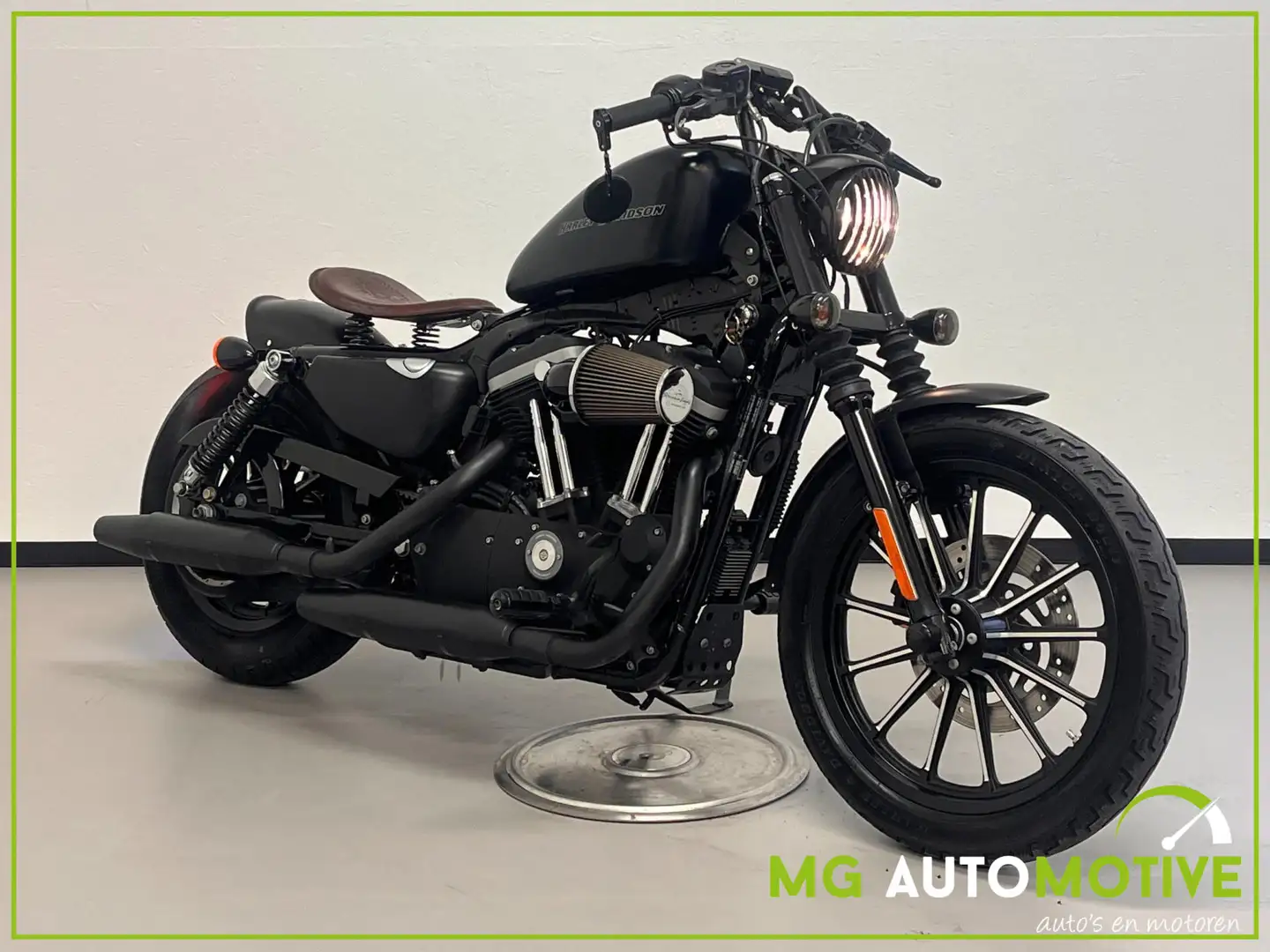 Harley-Davidson Sportster | XL 883N Sportster Iron | Bobber style crna - 2