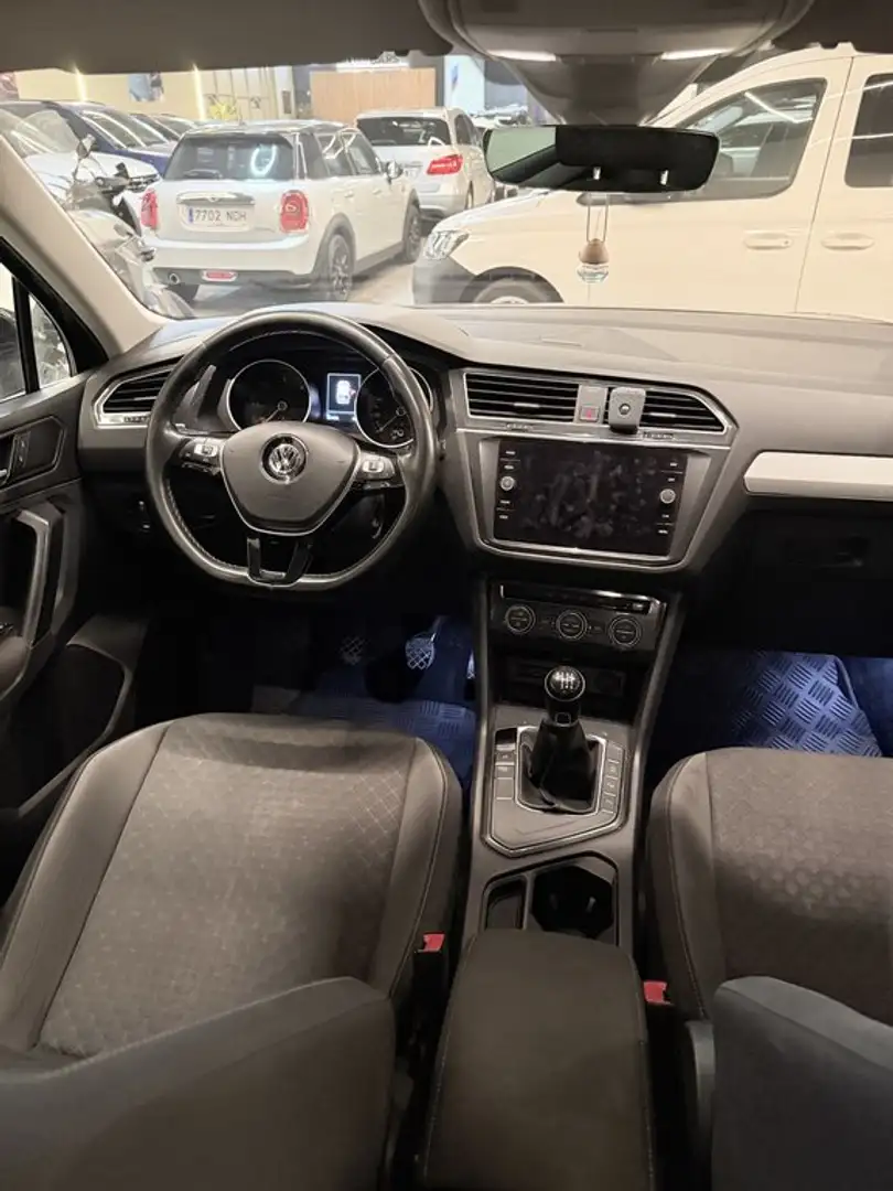 Volkswagen Tiguan Advance 2.0 TDI 110kW (150CV) Negro - 2