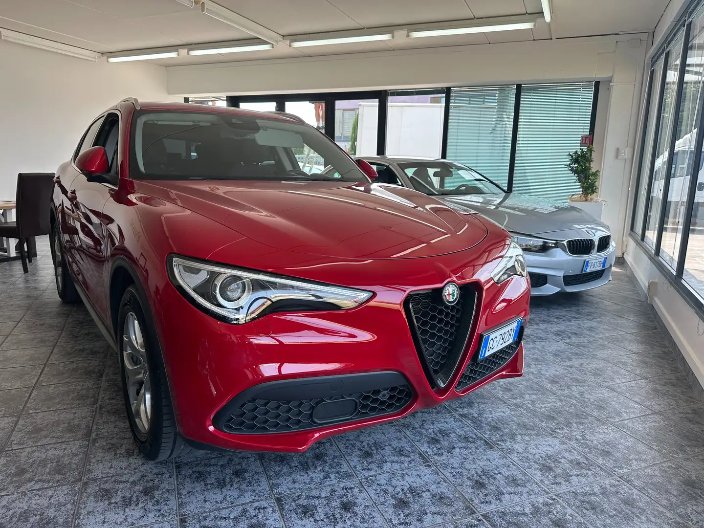 Alfa Romeo Stelvio Stelvio 2.2 t Business rwd 160cv auto Rosso - 1