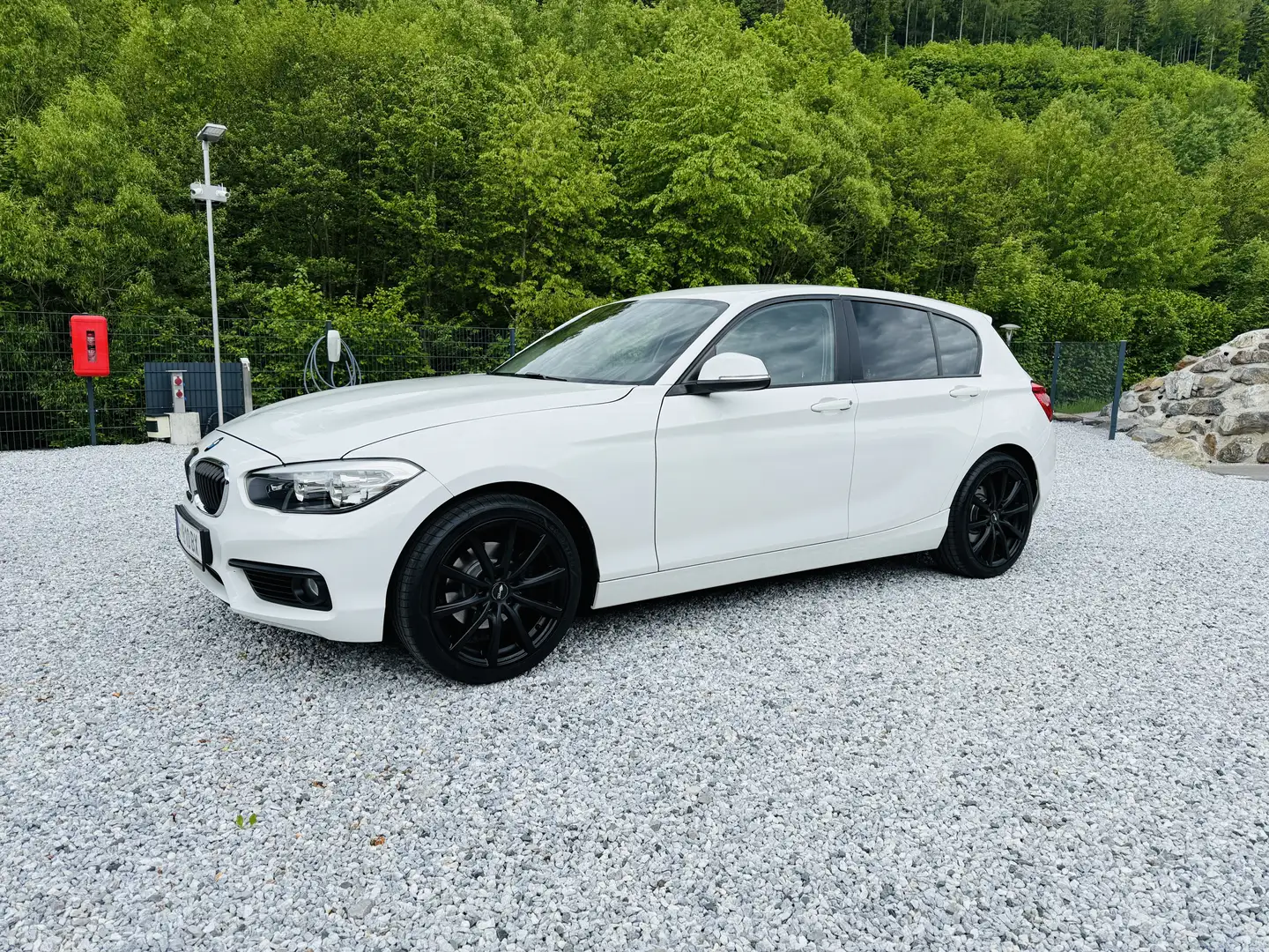 BMW 118 Allrad / Facelift / BMW Servicegepflegt / 18 Zoll Alb - 1