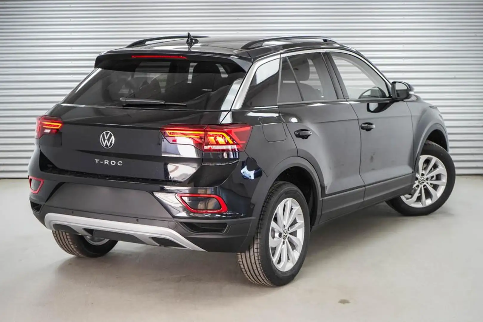 Volkswagen T-Roc 1,5 TSI DSG Life Plus - LAGER 110 kW (150 PS), ... Schwarz - 2