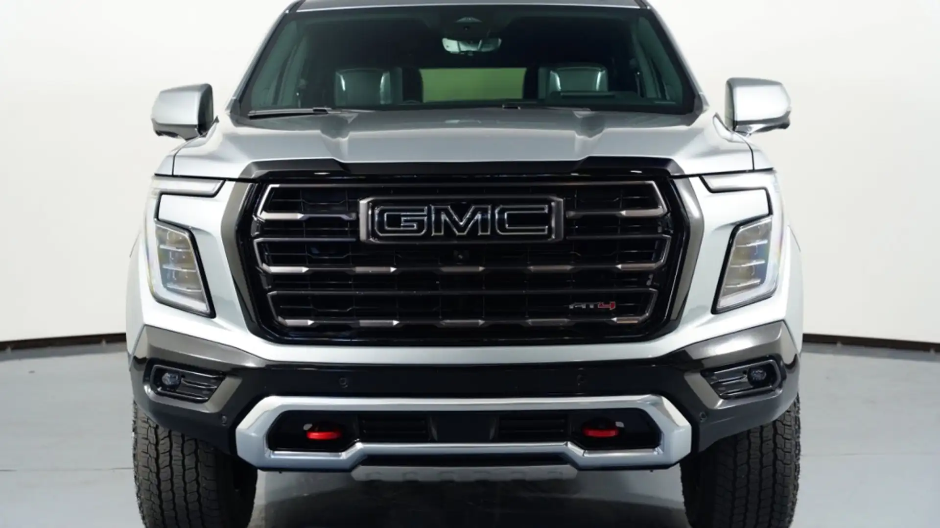 GMC Yukon Srebrny - 1