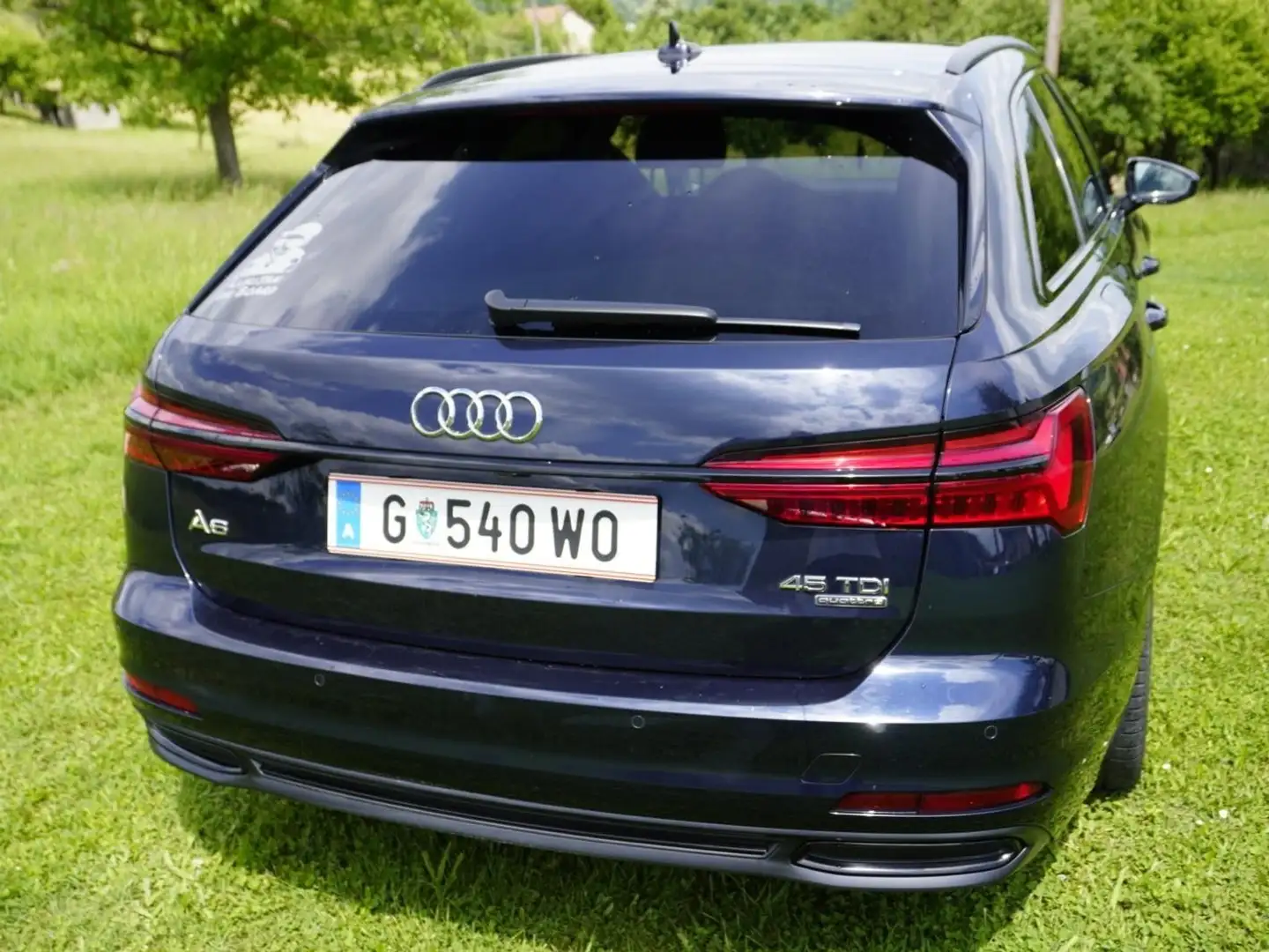 Audi A6 Avant 45 TDI quattro S-tronic - 2