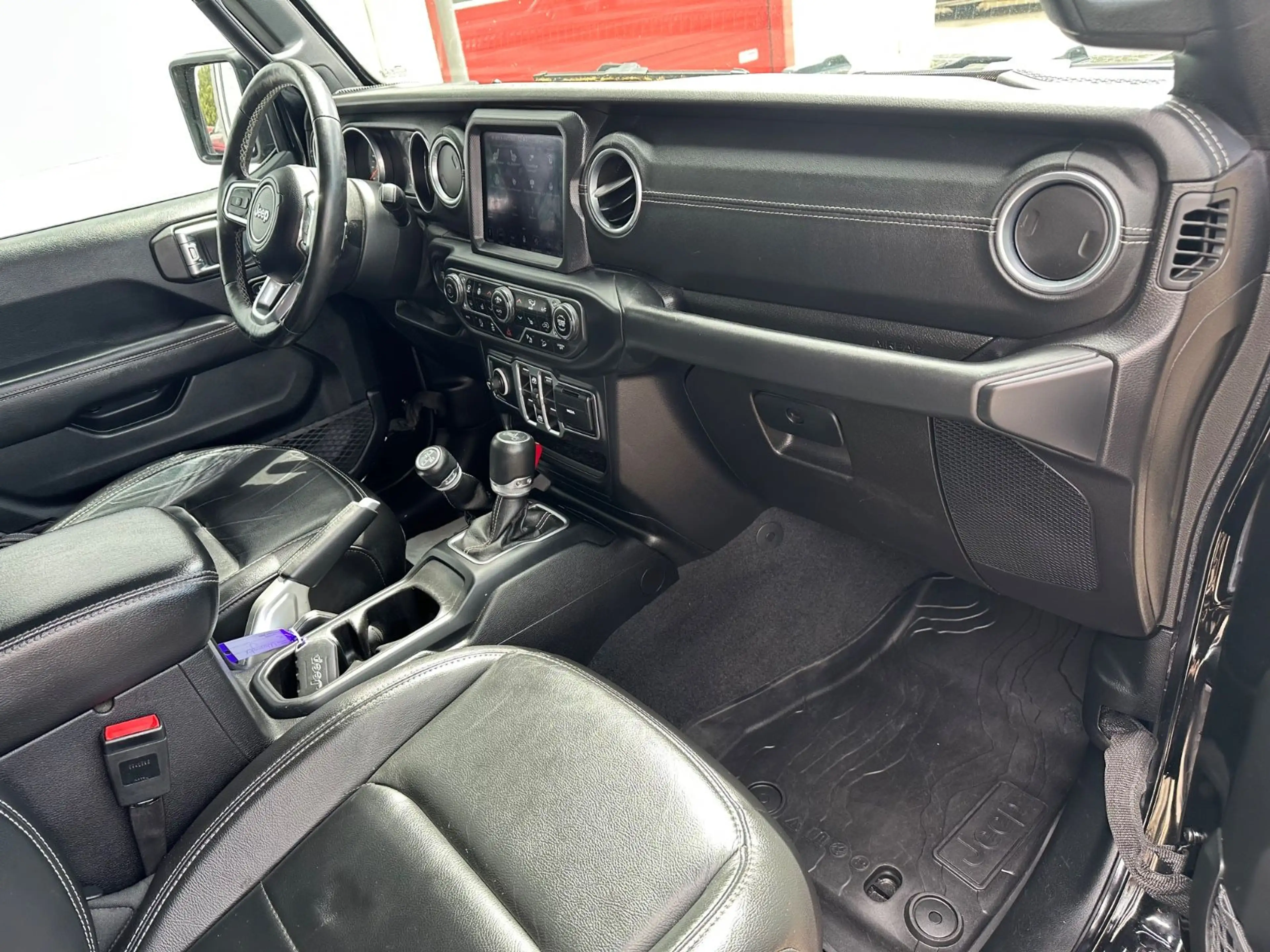 Jeep Wrangler Unlimited Sahara/FALTDACH/LEDER/NAVI/ — photo 13