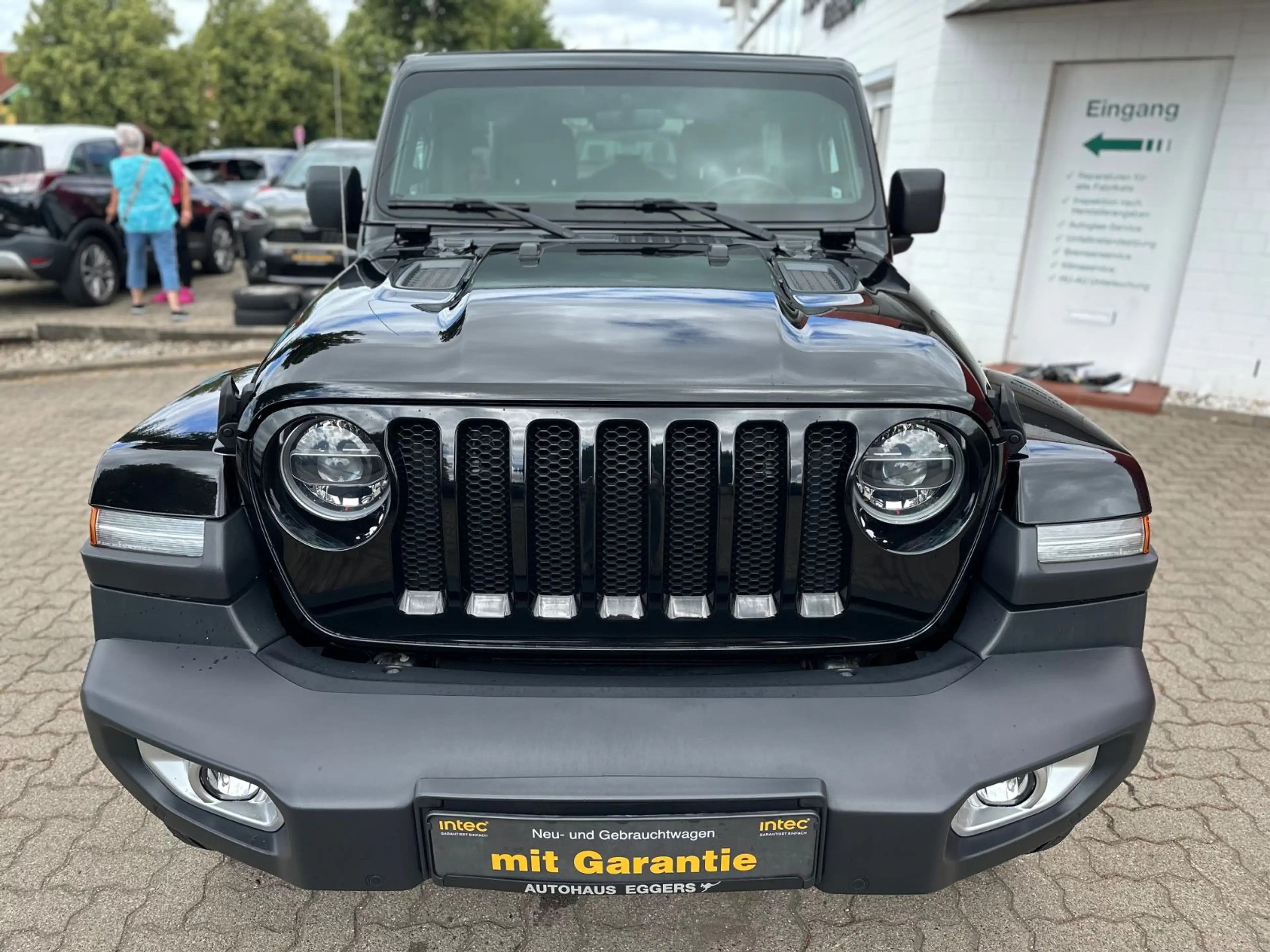 Jeep Wrangler Unlimited Sahara/FALTDACH/LEDER/NAVI/ — photo 3