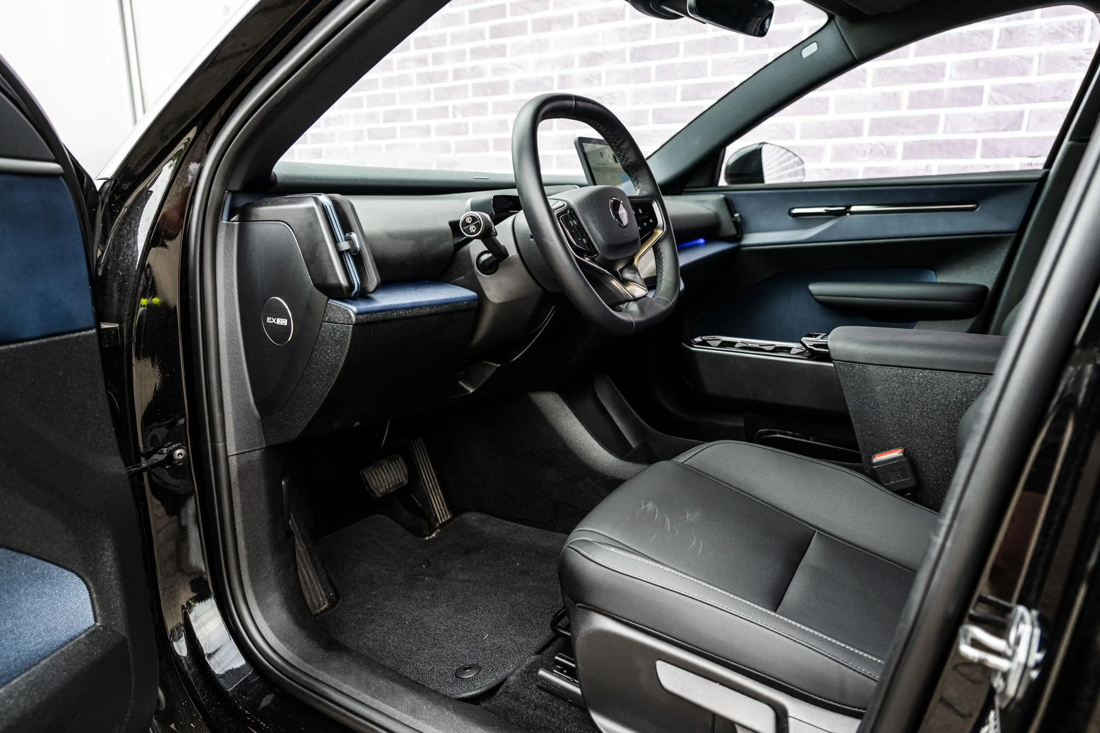 Volvo EX30 Single Motor Extended Range Plus 69 kWh | Stoel en — photo 15