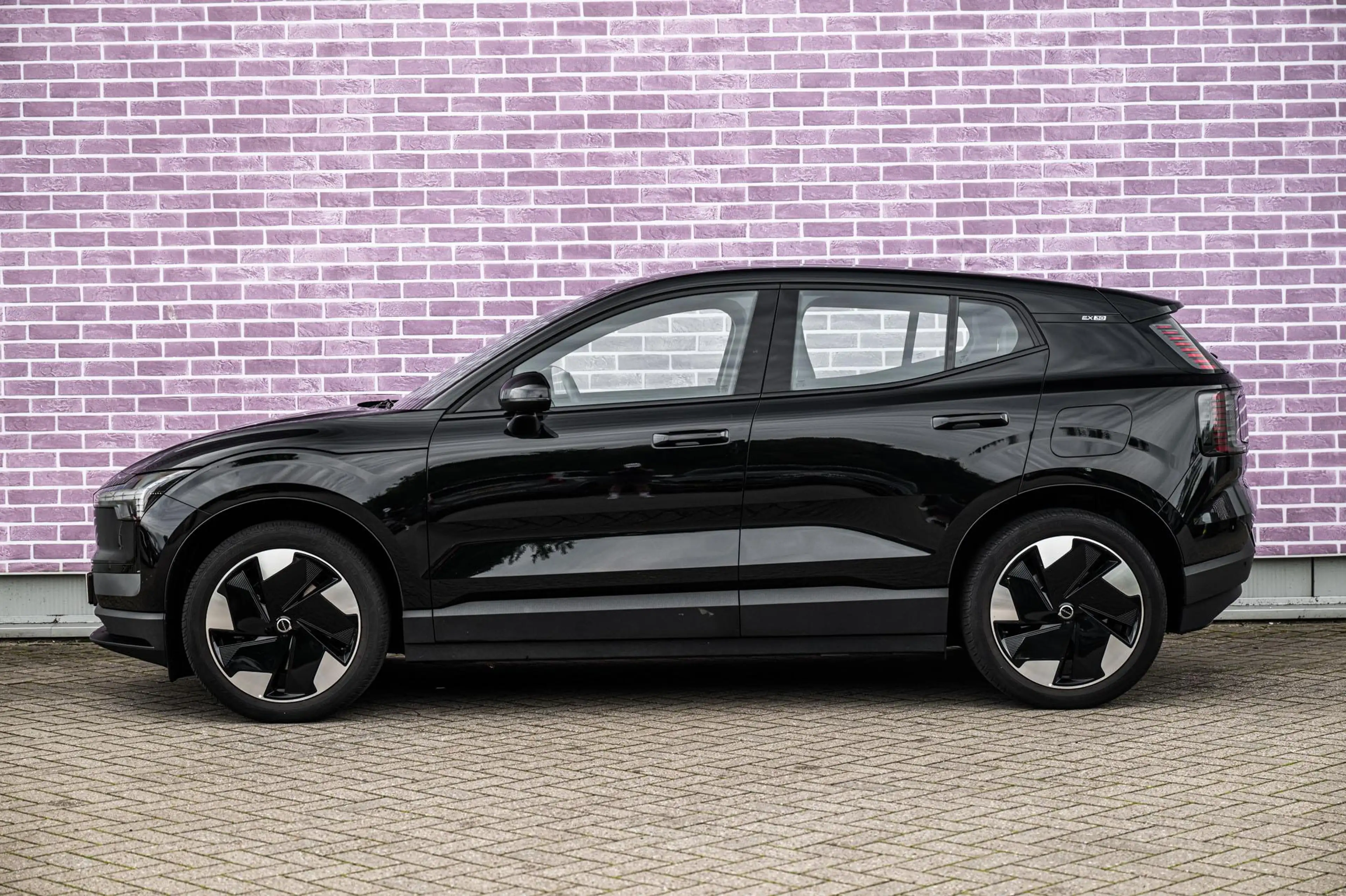 Volvo EX30 Single Motor Extended Range Plus 69 kWh | Stoel en — photo 4
