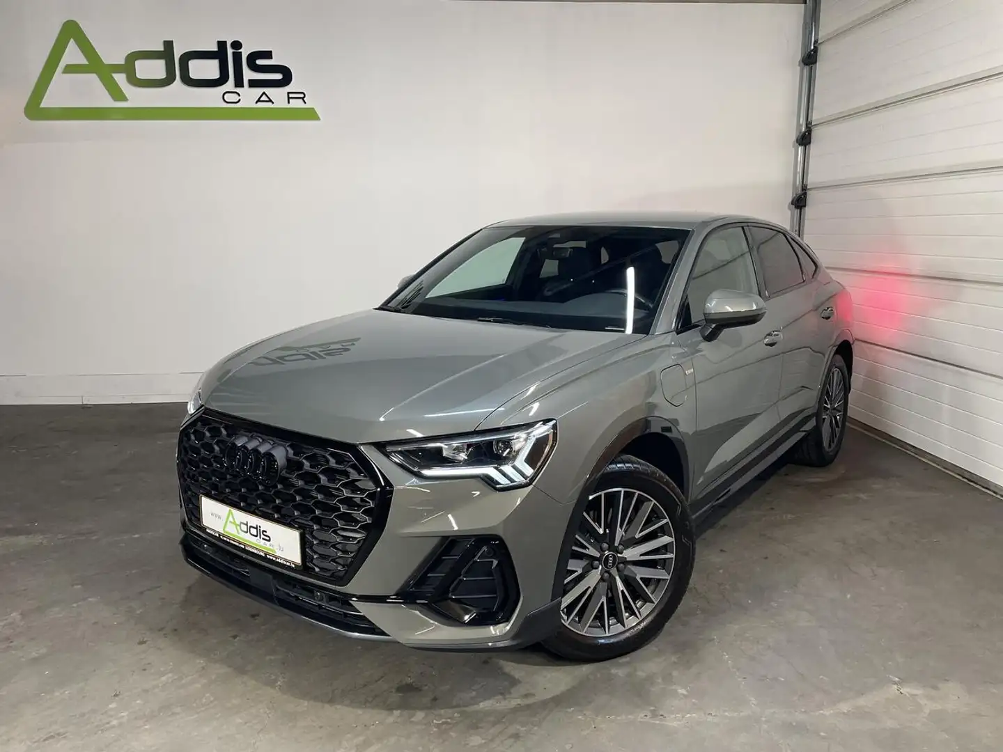 Audi Q3 SPORTBACK 45 TFSI E 245 S-TRONIC S-LINE VIRTUAL... Gris - 1
