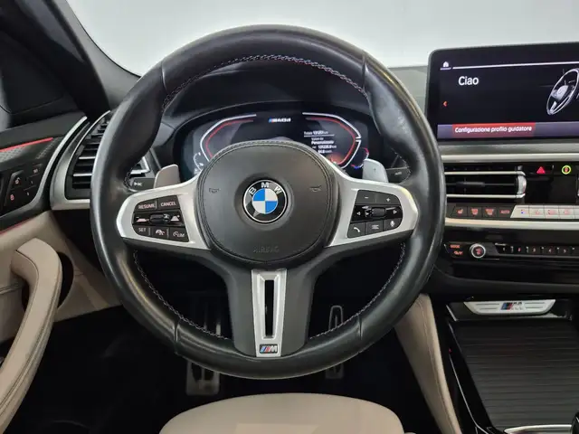 BMW X4 view 10