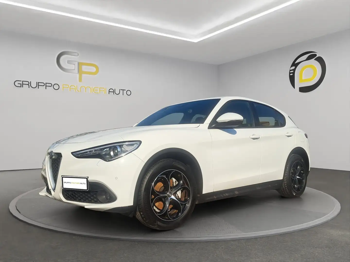 Alfa Romeo Stelvio Stelvio 2020 2.2 t Business Q4 190cv auto Bianco - 2