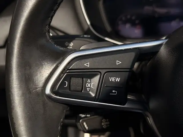 Audi TT view 24