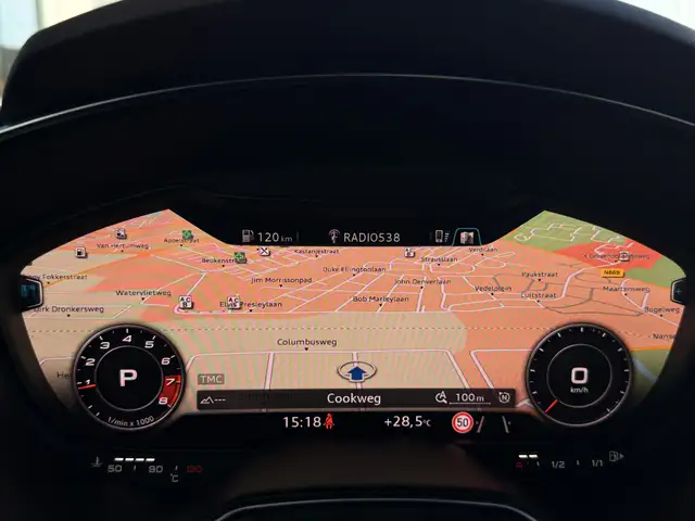 Audi TT view 30