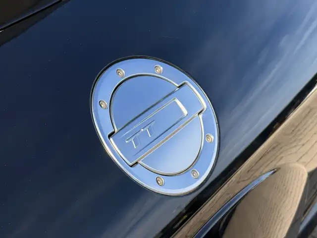 Audi TT view 23