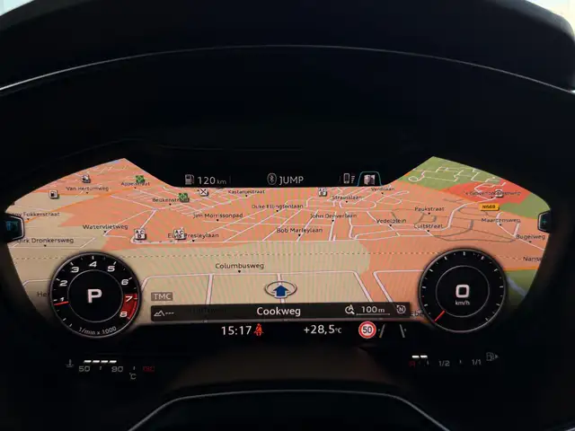 Audi TT view 26