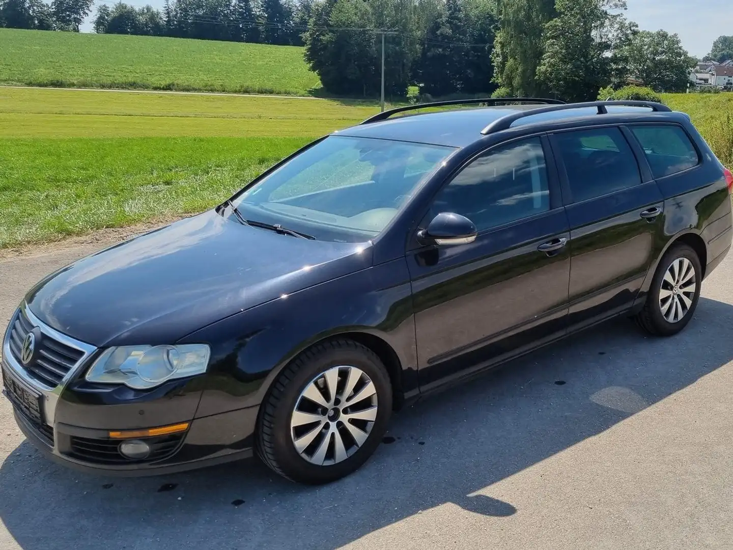 Volkswagen Passat Variant Trendline Navigation Pdc Klimaautomatik 2. Hand Schwarz - 2