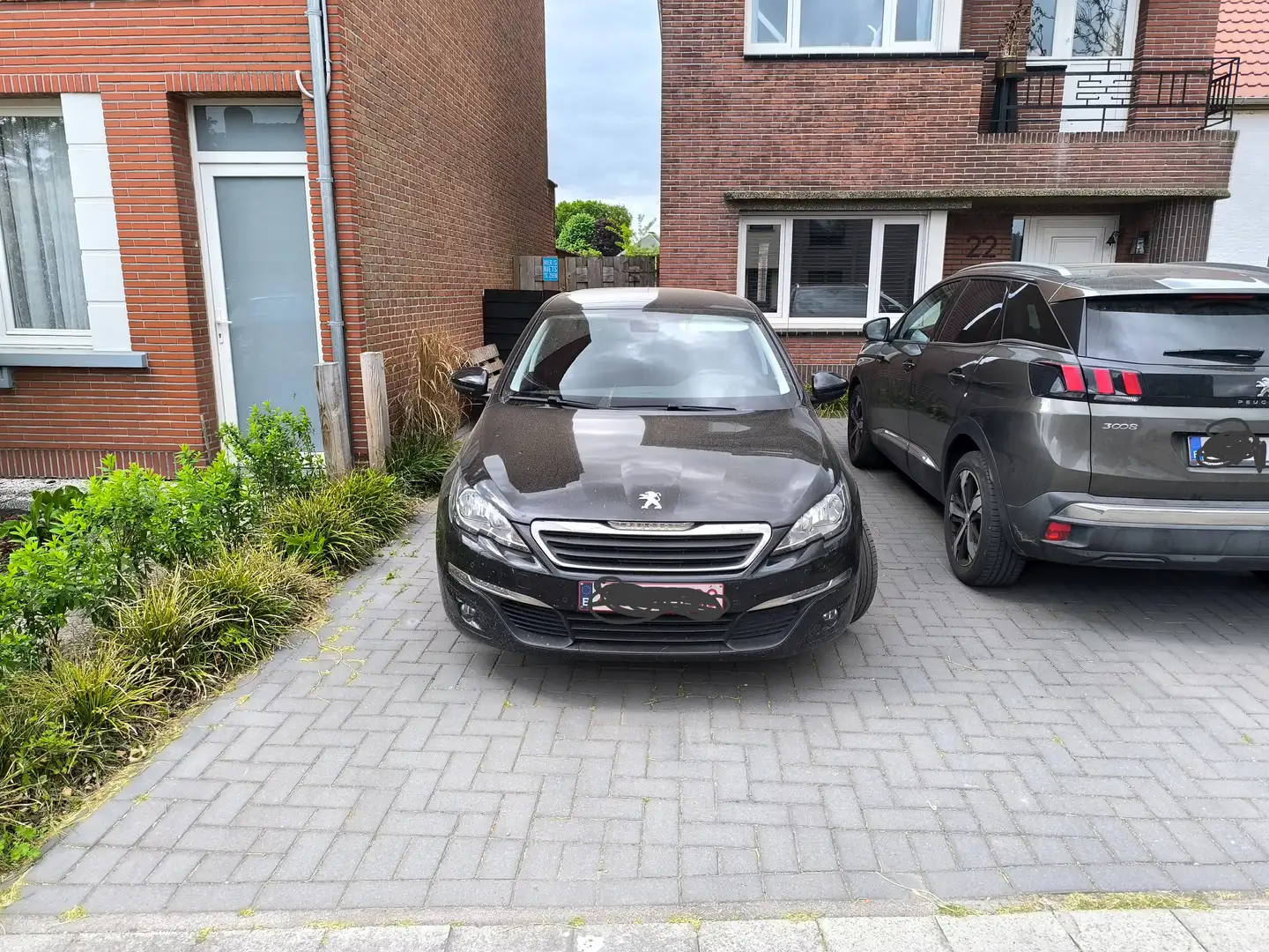 Peugeot 308 308 SW PureTech 110 Stop Noir - 1