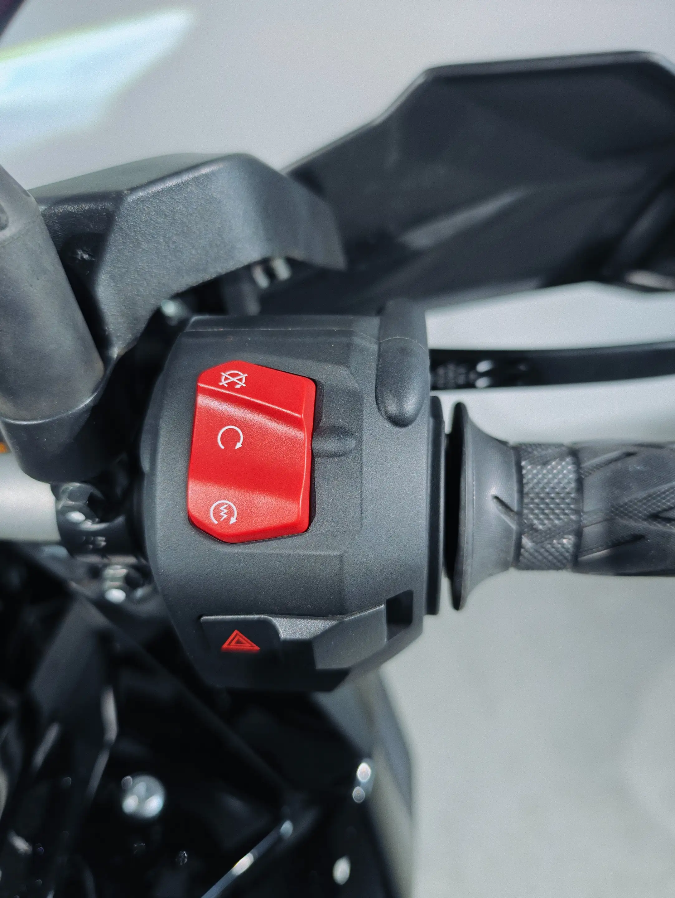 Suzuki V-Strom 800DE — photo 12