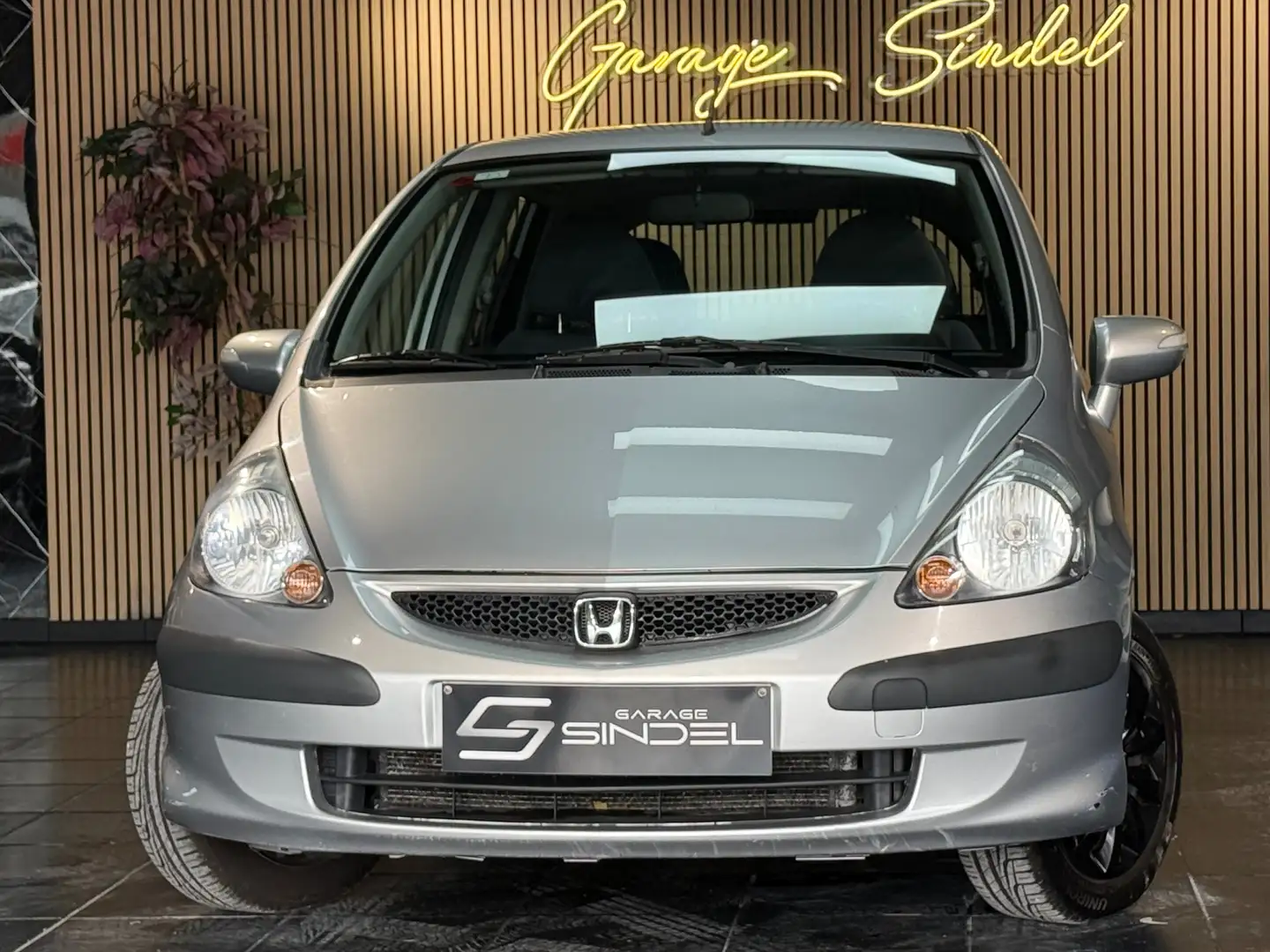 Honda Jazz 1.4i *BOÎTE AUTO*CLIMATISATION*GARANTIE 1 AN* Grijs - 1