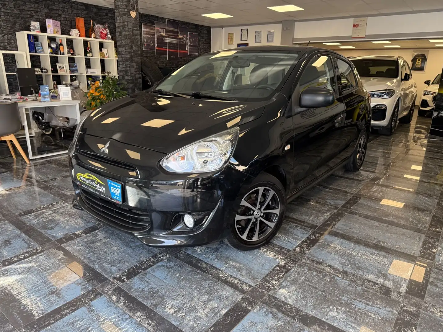 Mitsubishi Space Star Edition*Klimaanlage*Aluräder*El.Fenst Negro - 1