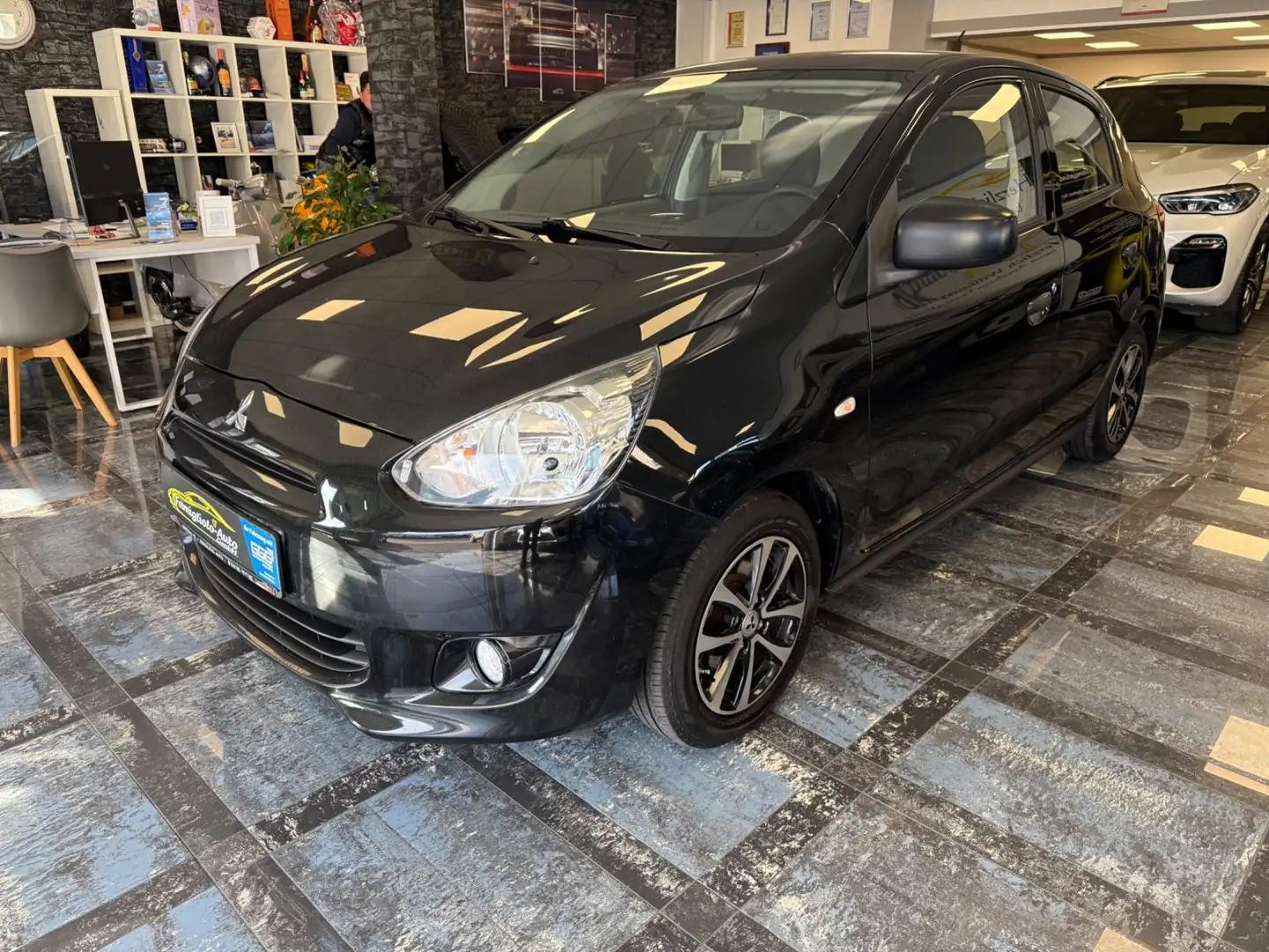 Mitsubishi Space Star Edition*Klimaanlage*Aluräder*El.Fenst Negro - 2