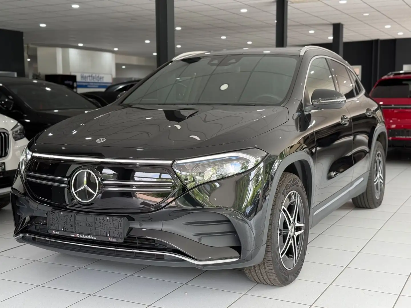 Mercedes-Benz EQA 250 AMG-LINE*PANO*DISTRONIC*MBEAM*KAMERA* Negru - 1