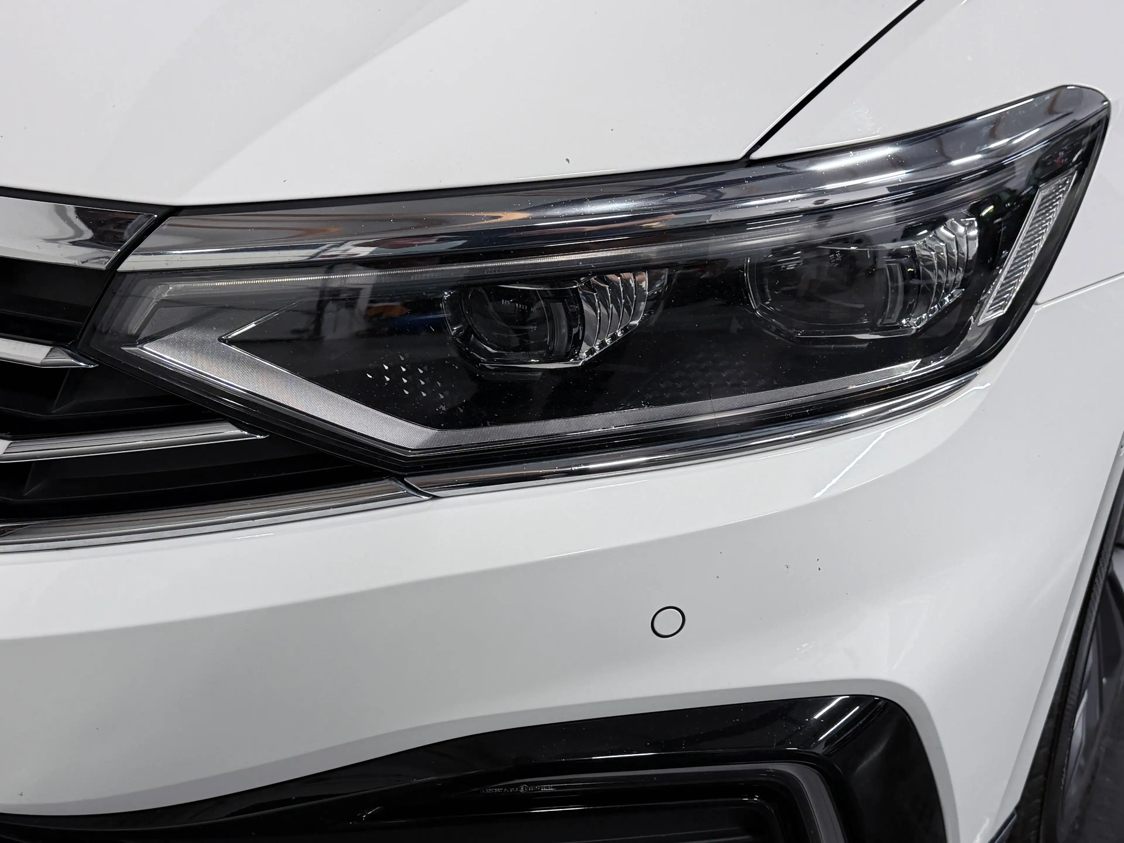 Volkswagen Passat Variant GTE — photo 7