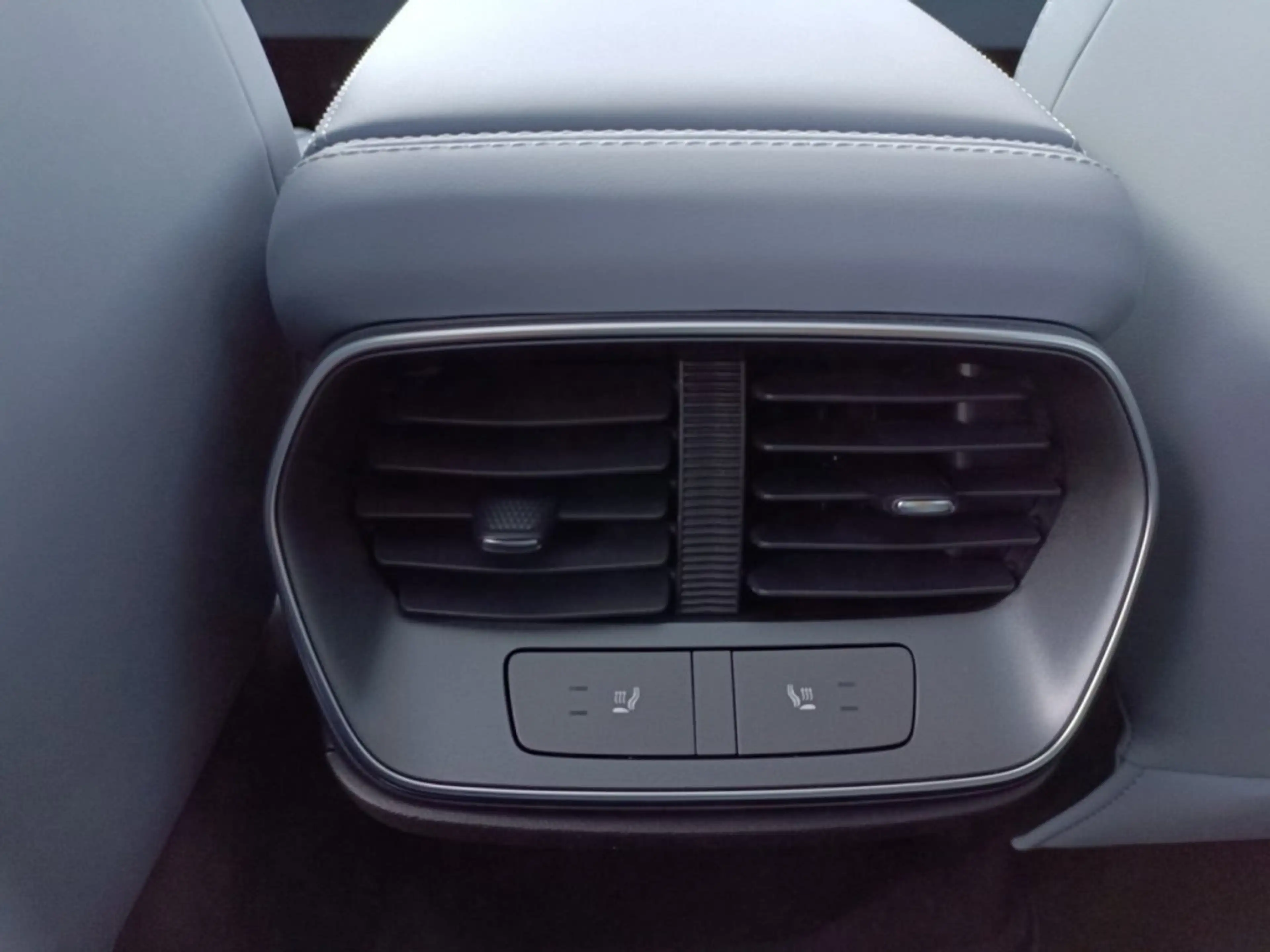BYD Sealion 7 Excellence AWD — photo 11