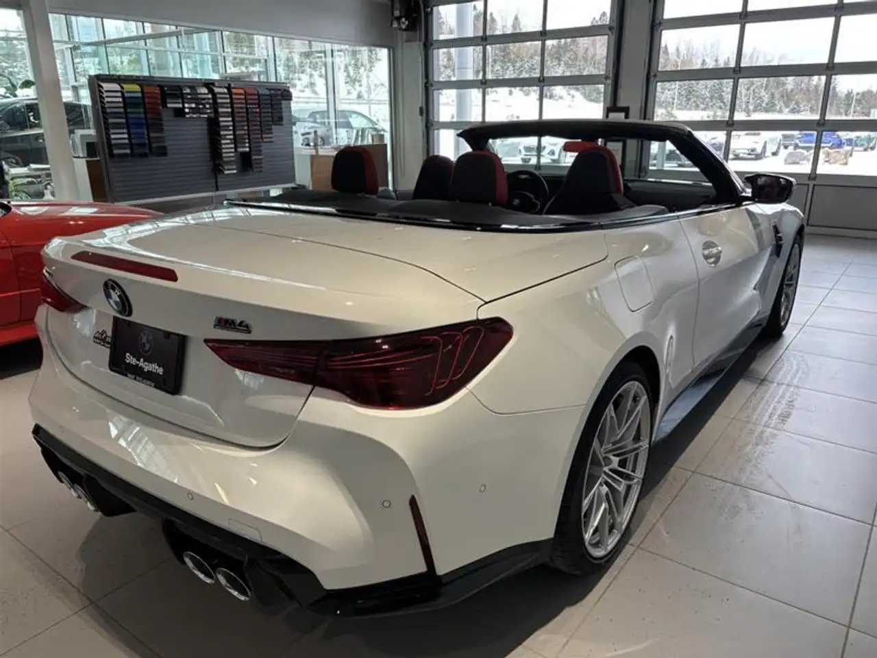 BMW M4 снимка BMW M4