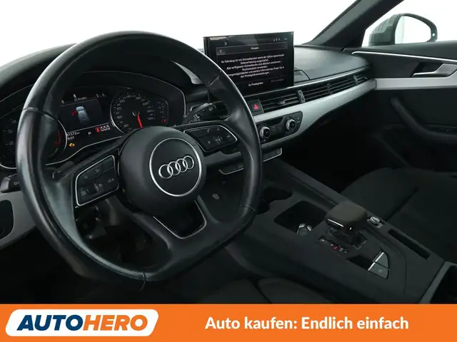 Audi A4 view 11