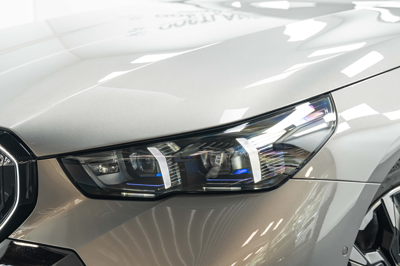 BMW 550 5 Serie Touring 550e xDrive M Sport Automaat / Tre — photo 14