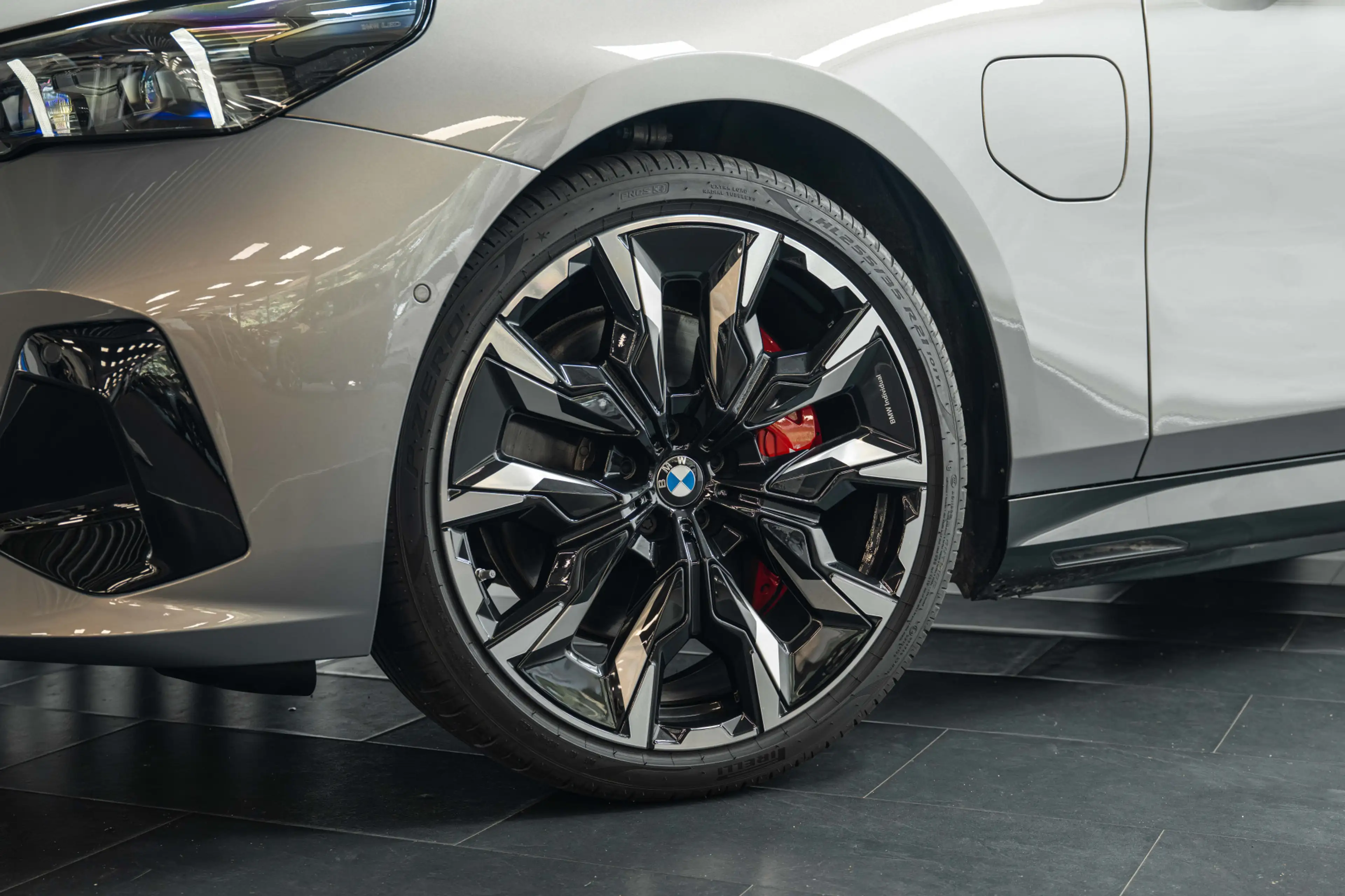 BMW 550 5 Serie Touring 550e xDrive M Sport Automaat / Tre — photo 15
