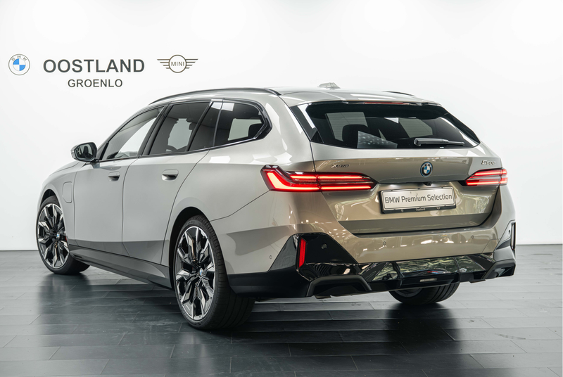 BMW 550 5 Serie Touring 550e xDrive M Sport Automaat / Tre — photo 4
