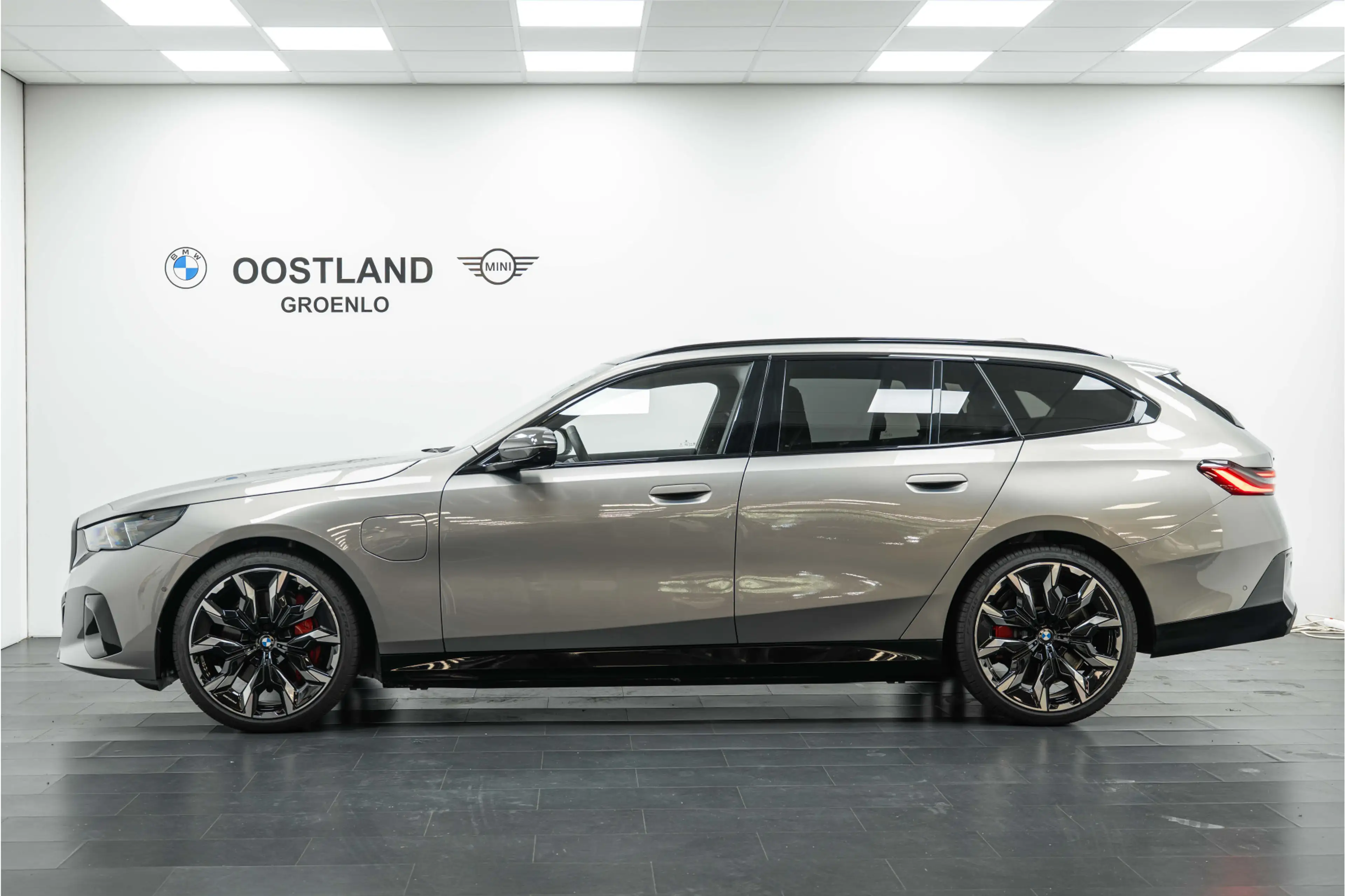 BMW 550 5 Serie Touring 550e xDrive M Sport Automaat / Tre — photo 7