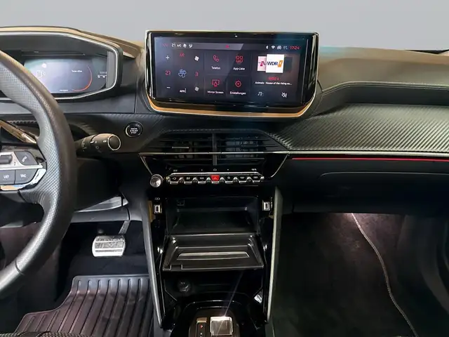 Peugeot 2008 view 13