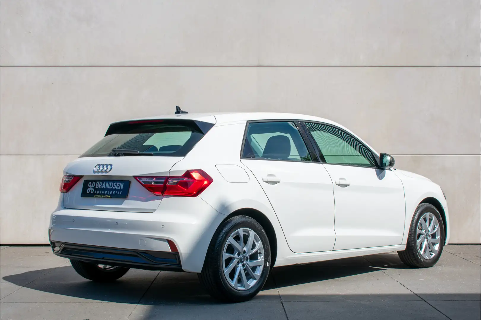 Audi A1 Sportback 25 TFSI Advanced epic -Navi-Stoelverw-Vi Wit - 2