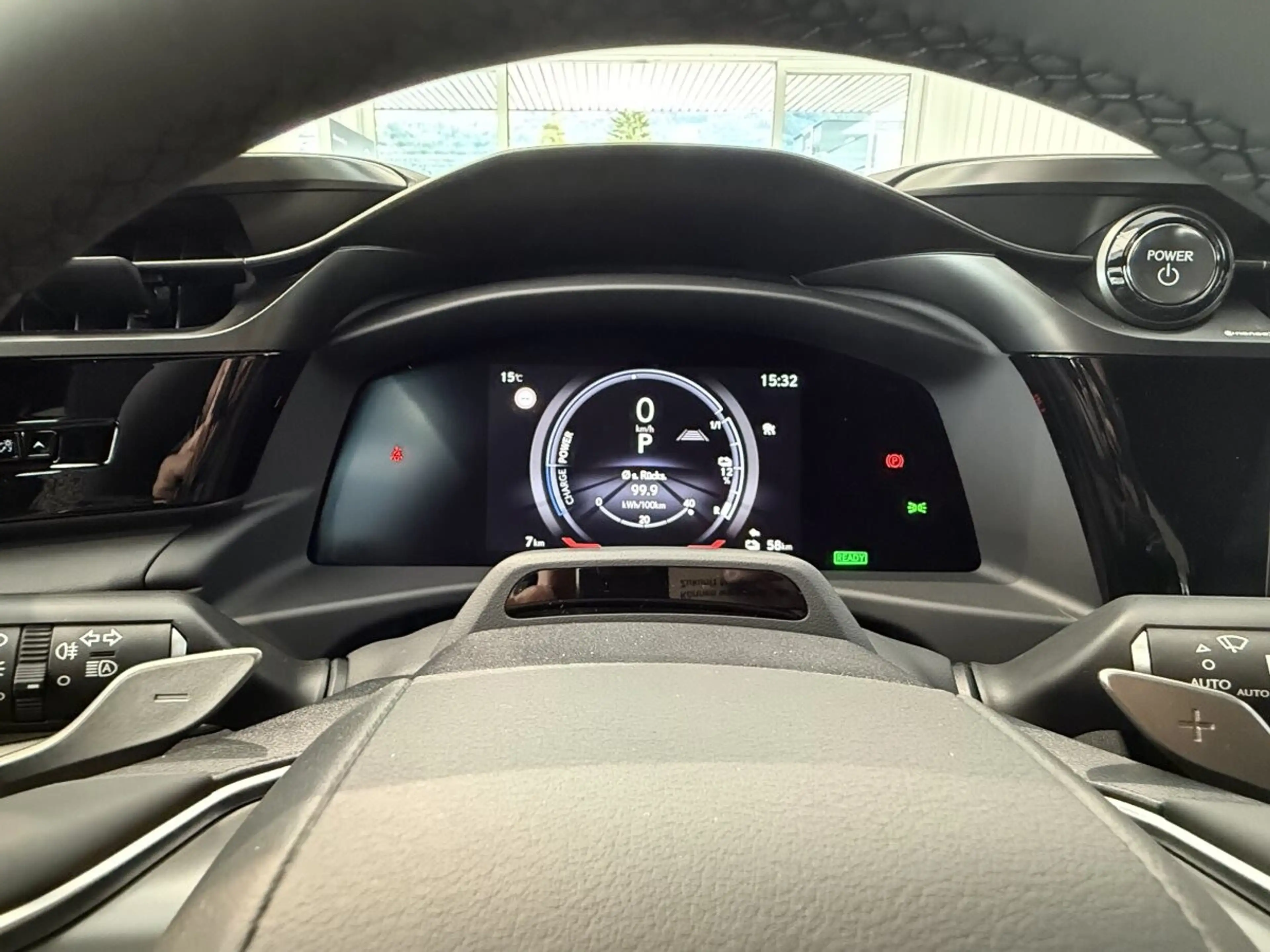 Lexus RZ 350e — photo 13