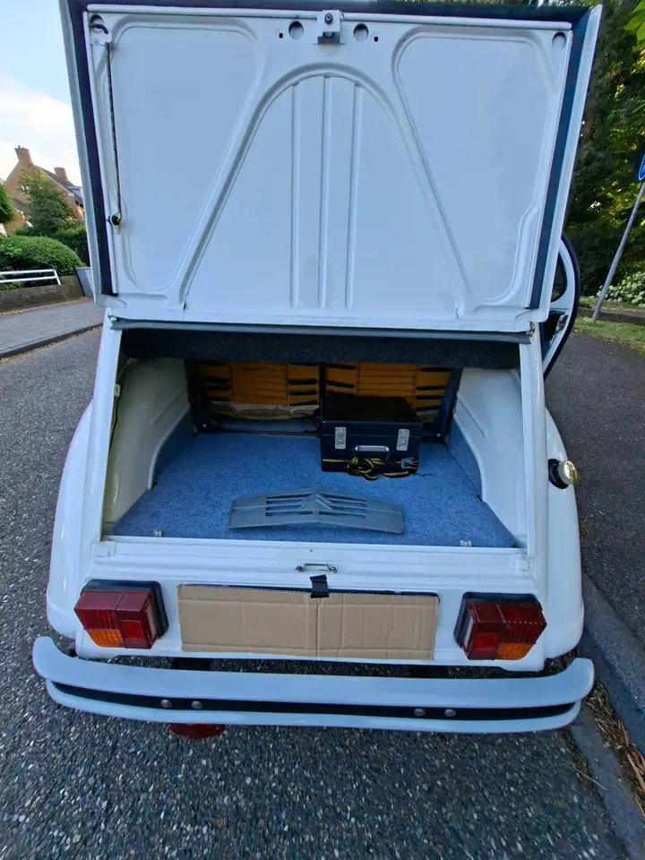 Citroen 2CV 2CV6 Special, foto 4