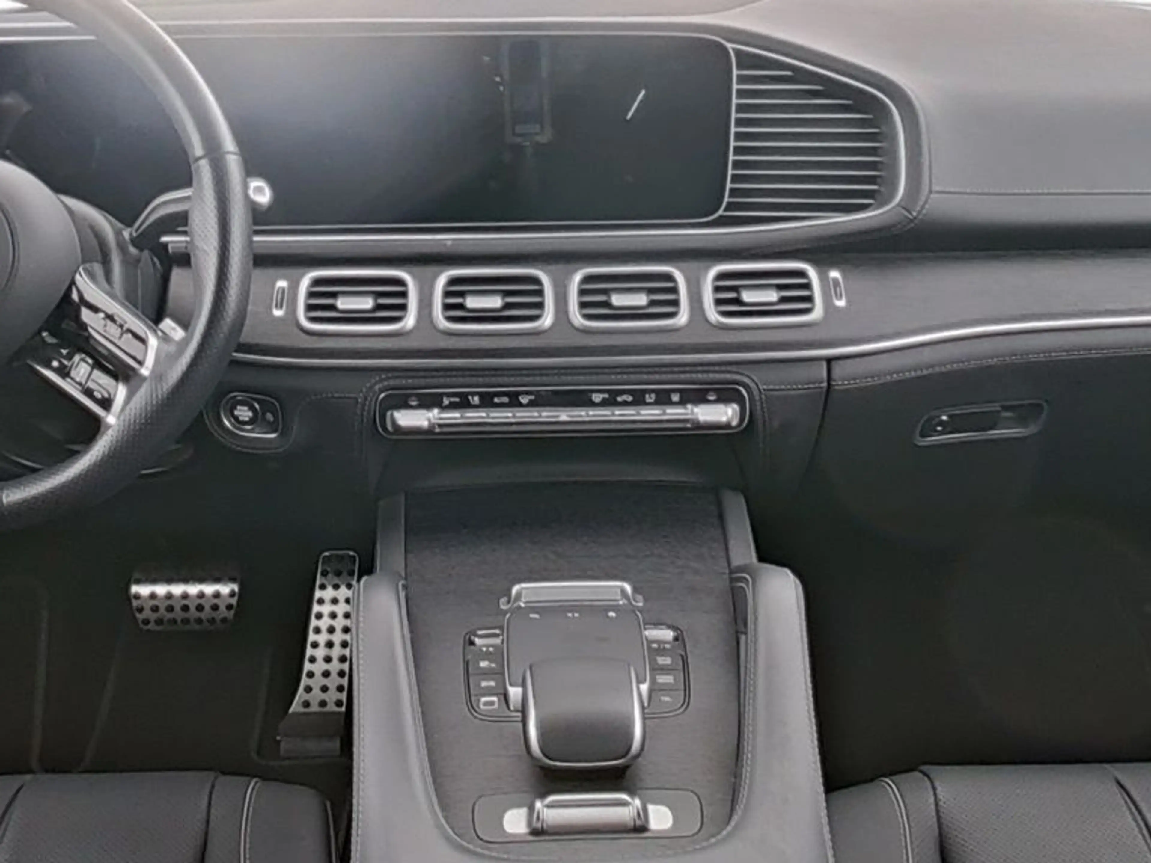 Mercedes-Benz GLS 350 d 4M AMG Sport Night Distr Pano AHK Sitzkl — photo 10