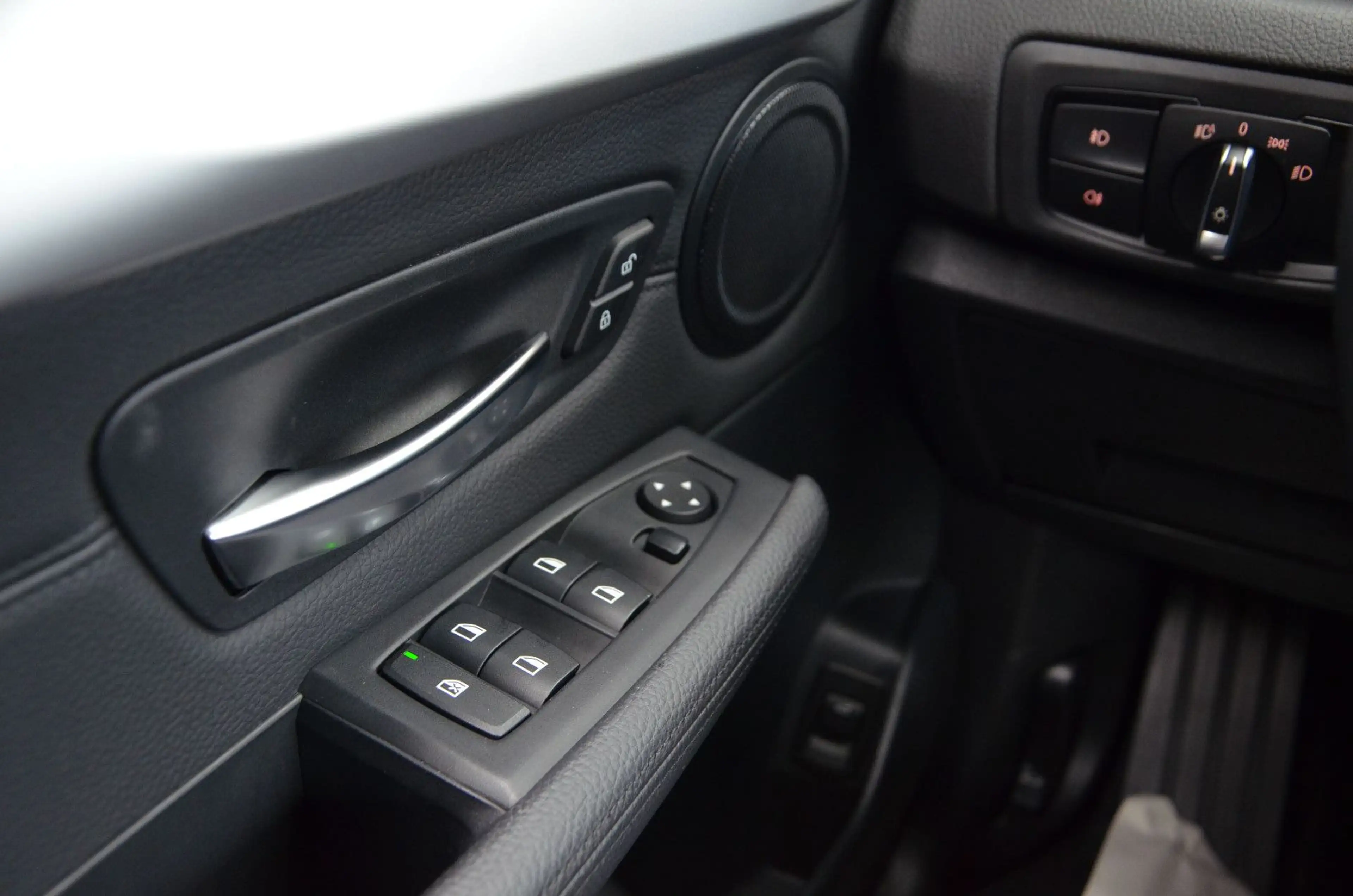 BMW 225 i Active Tourer *AUTOMATIK*PANO*LED*51TKM! — photo 11