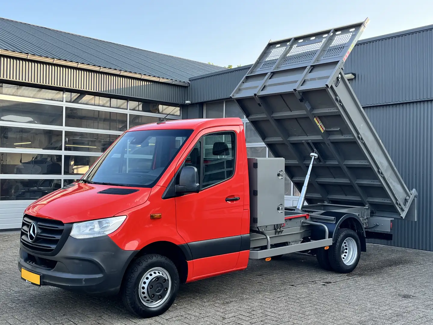 Mercedes-Benz Sprinter 514 2.2 CDI Kipper Airco Trekhaak 3500kg trekgewic Rouge - 2