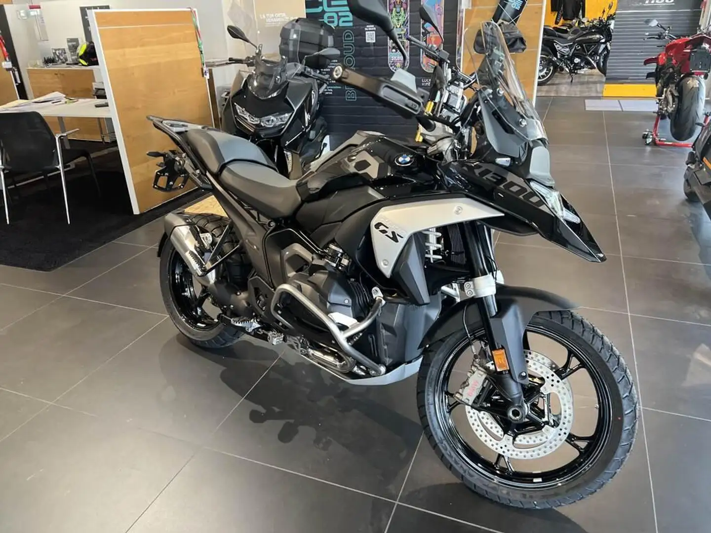 BMW R 1300 GS Triple Black my25 - 2